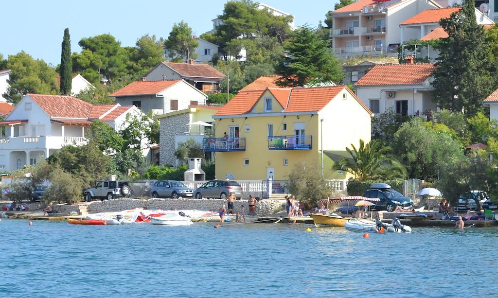 Planikovica Apartments تروغير المظهر الخارجي الصورة